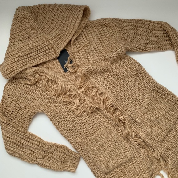 Fashion Nova Cardigan - Picture 2 of 5